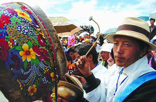 日喀则五天旅游攻略：探秘珠峰脚下的后藏圣城，邂逅高原信仰与壮美风光
